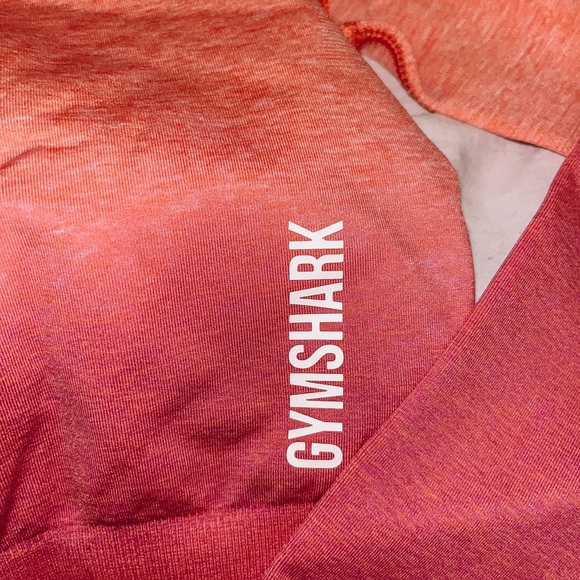 Gymshark Crop Top - Picture 2 of 3